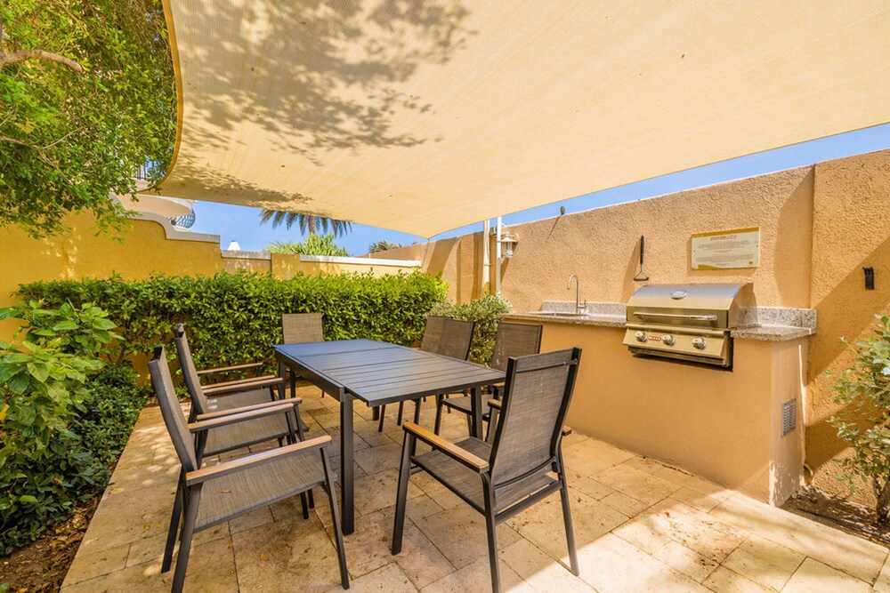 2br3ba Townhome Gold Coast Pool Tennis Gym