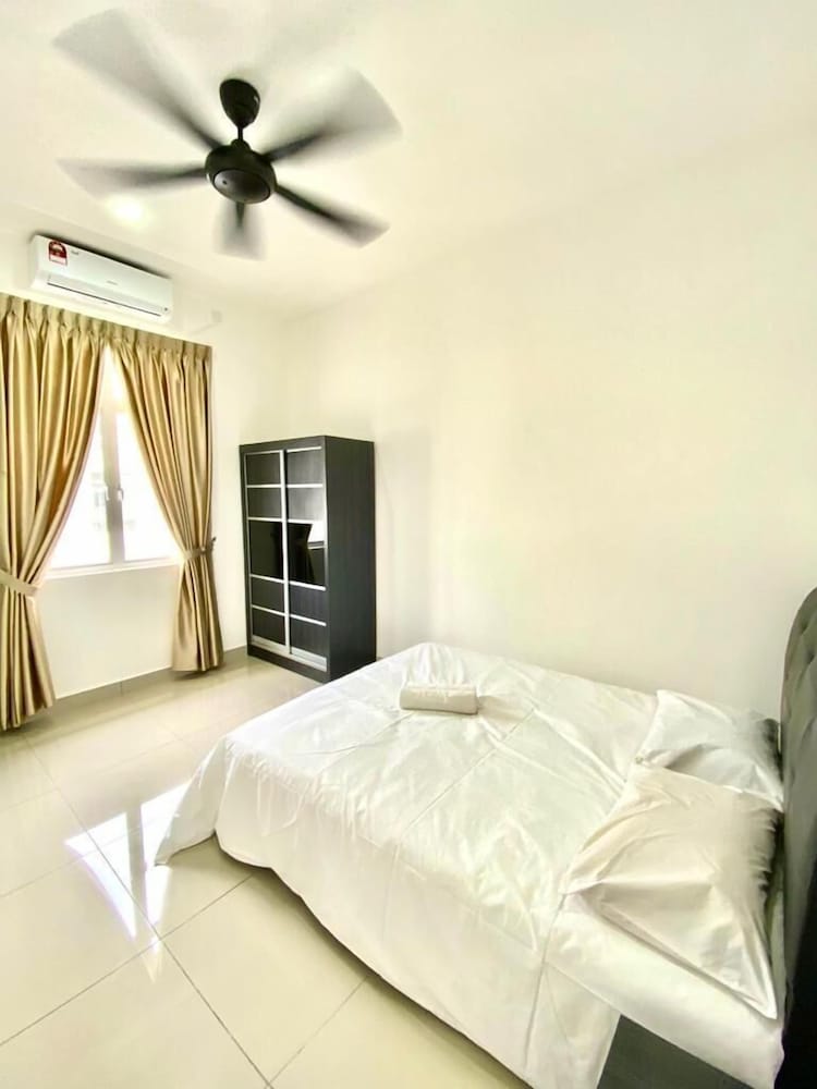 D'Royale Desaru Homestay