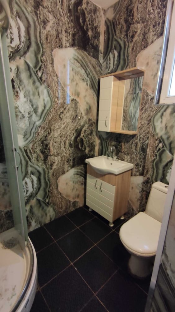 Avrasya Pansiyon - Image 30