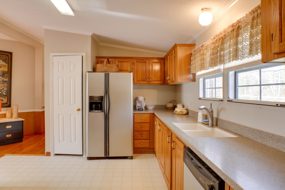 Dog-friendly Georgia Home w/ Grill Fishing Pond! - Property Image 19