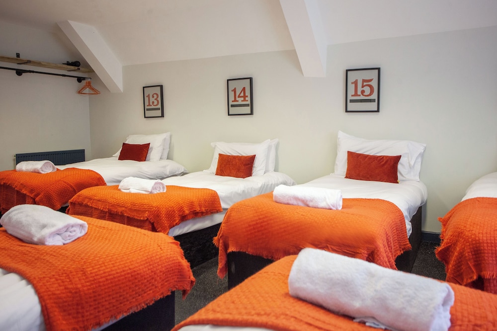 higgihaus 107 Sleeps 4 Monday - Friday
