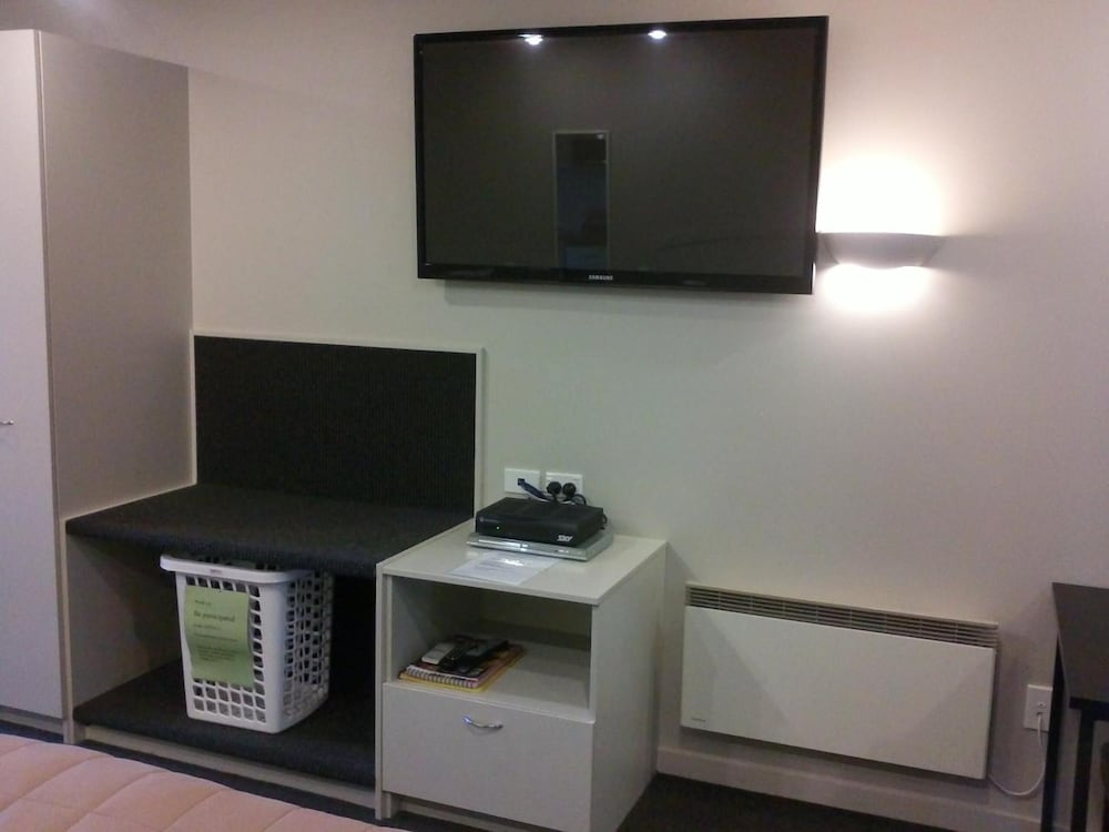 Photo 8