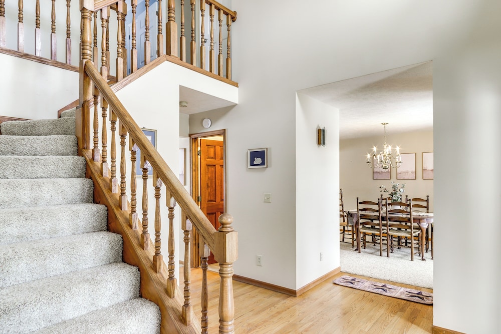 Family Retreat in Beavercreek Area w/ Large Yard!