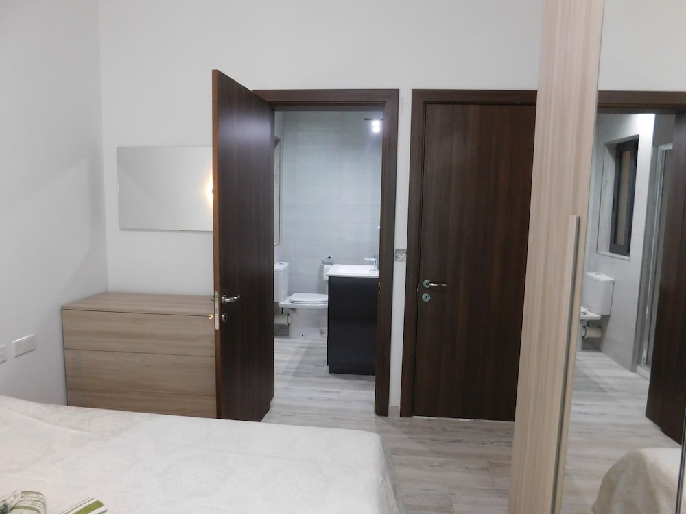 Paradise Luxury Apartment photo 4