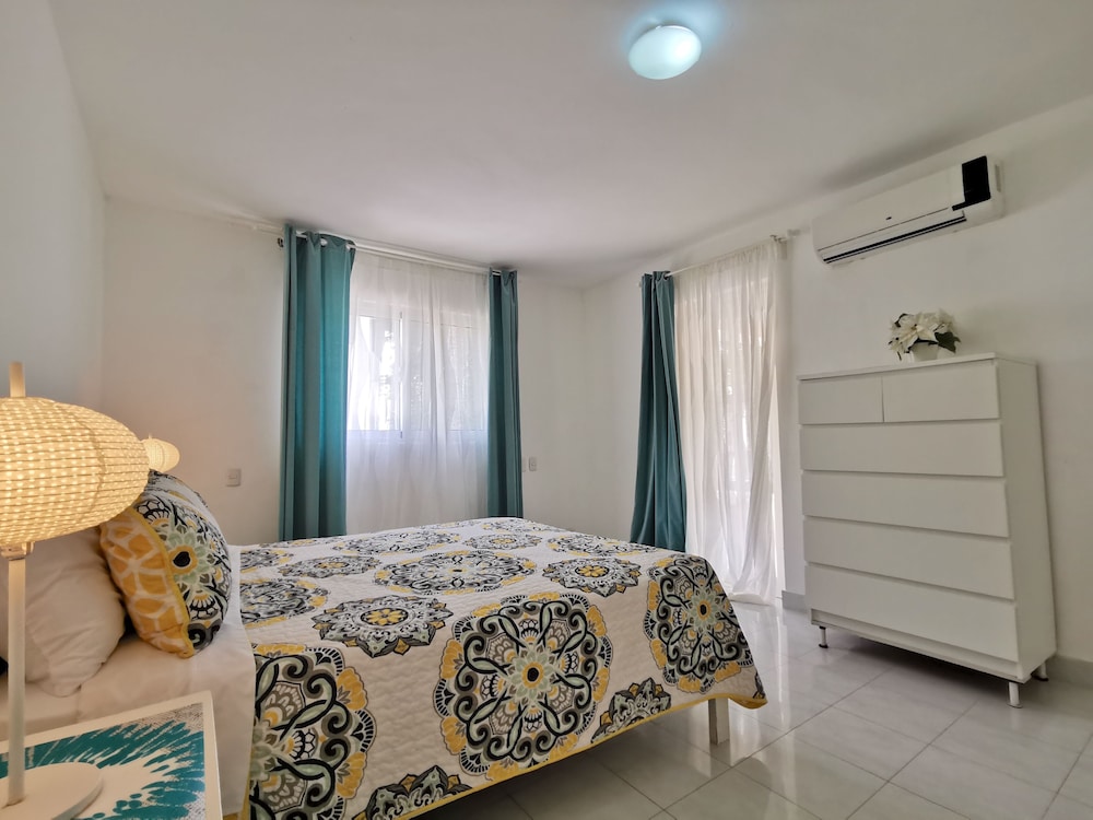 TROPICAL VILLAS playa LOS CORALES