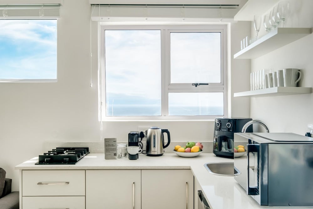 Private Secure Studio in Camps Bay The Cove