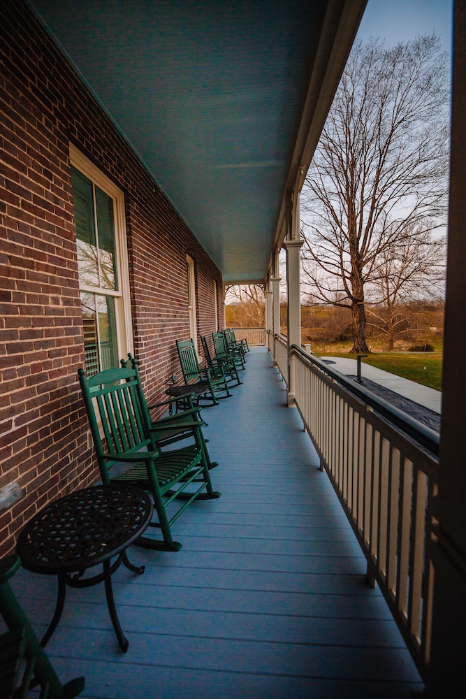 The Inn at Foster Falls - Property Image 24