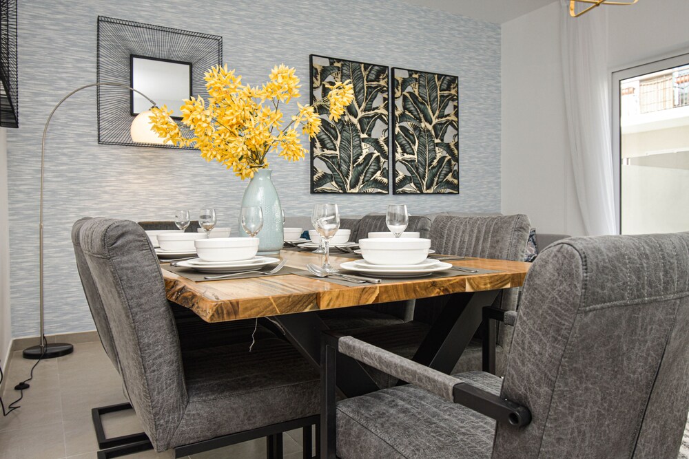 Elegant 3 BR Dubai South