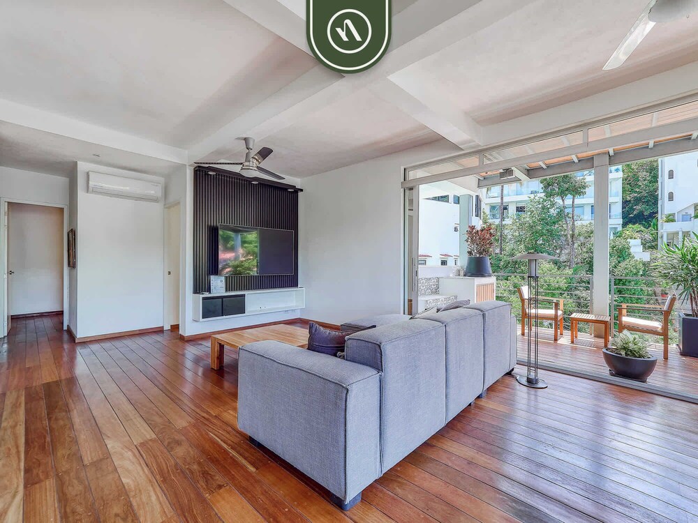 Ecofriendly 2BR Condo - Private Jacuzzi - Rooftop
