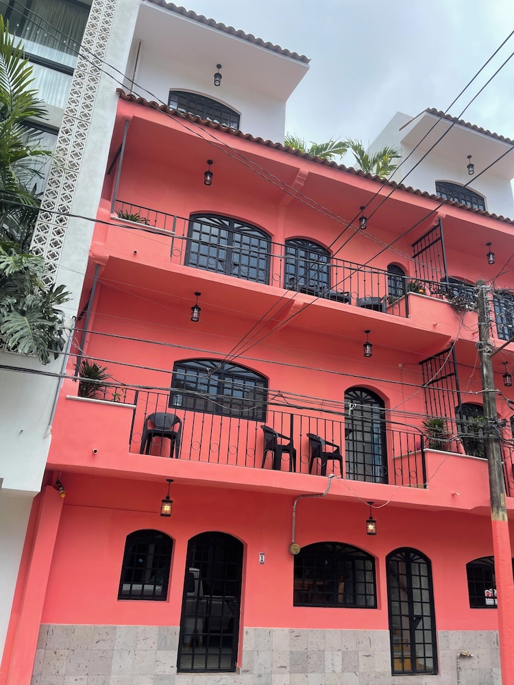 Hotel Spanish Moon - Image 1