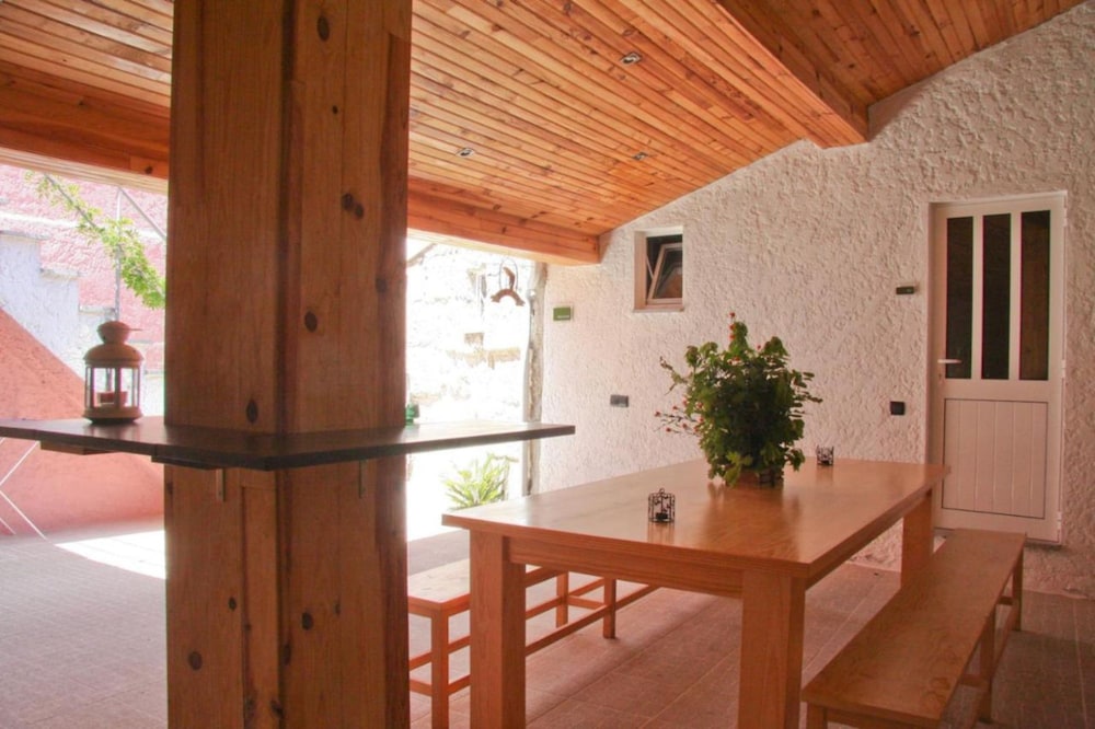 Serra da Estrela Seven Rooms 3 Suites Villa In s