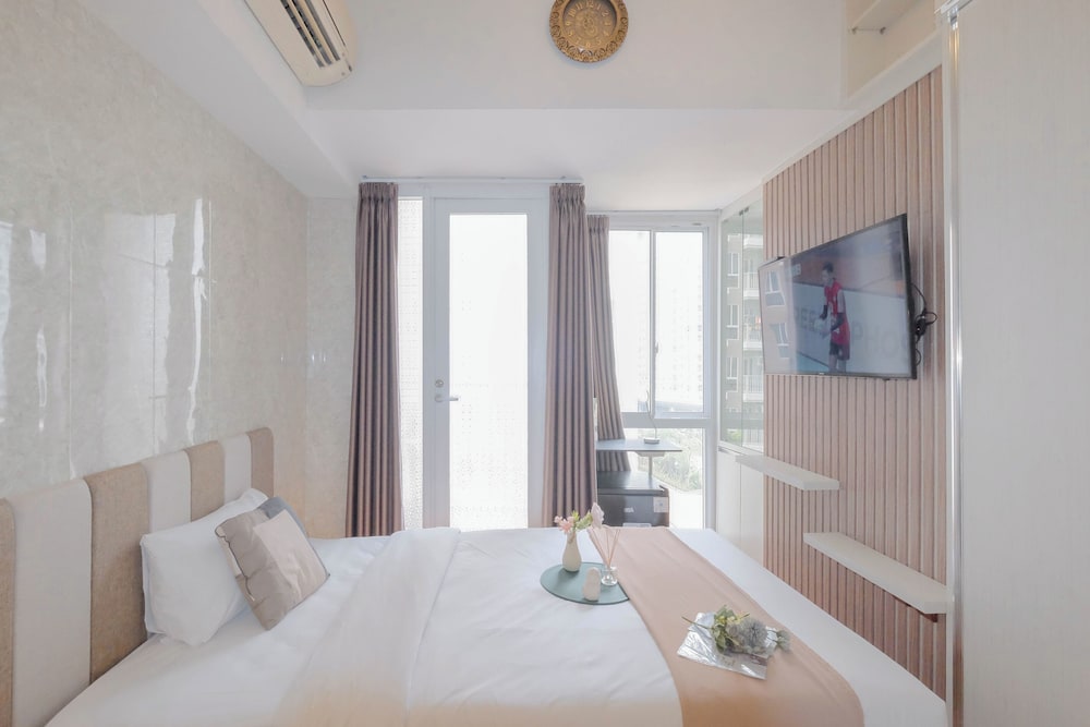 Cozy Designed Studio Apartment Tokyo Riverside Pik 2
