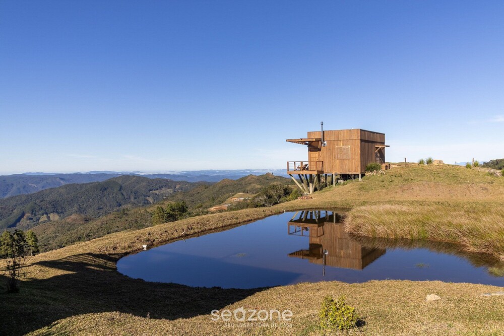 Linda cabana com jacuzzi VST004