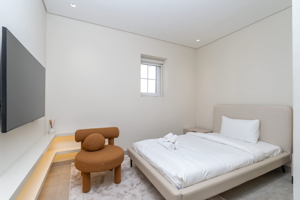 Luxury 4BR Villa-al Reem 3-perfect Family Getaway