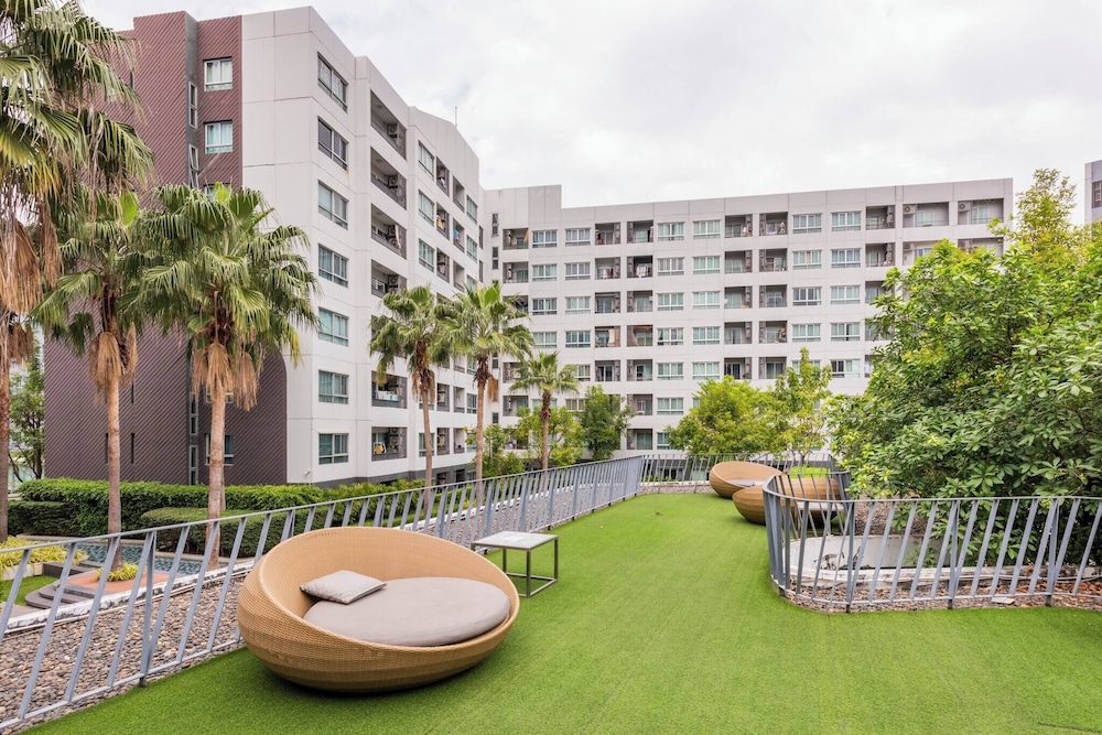 Condo Resort BTS Punnawithi Bill Included
