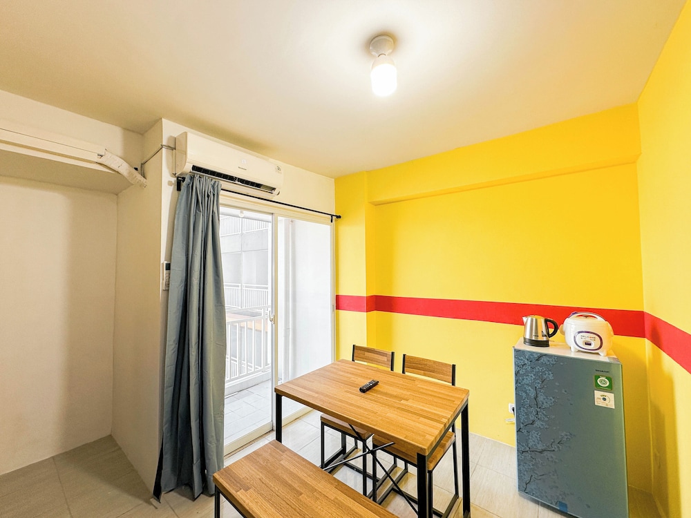 Modern and Cozy 2BR Apartment at Suncity Residence