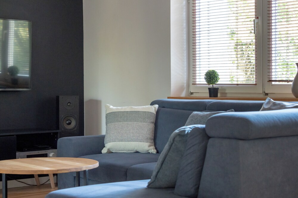 Studio With Bathub in Lodz by Renters