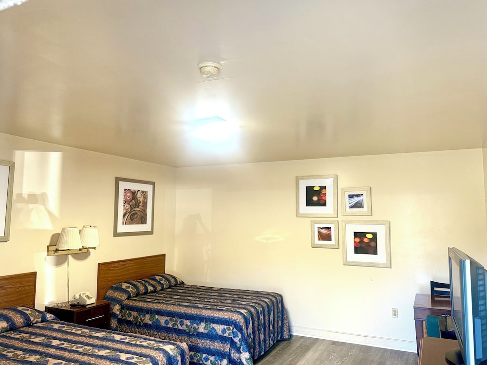 Shady Grove Motel