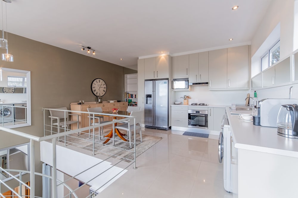 Greenways Beach House