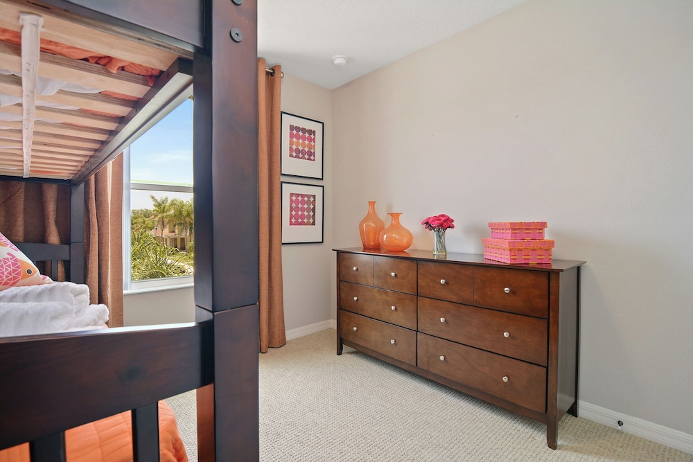 Stunning 4Bd Sleeps9 w Jacuzzi Close to Disney Compass Bay 5113 - Image 5