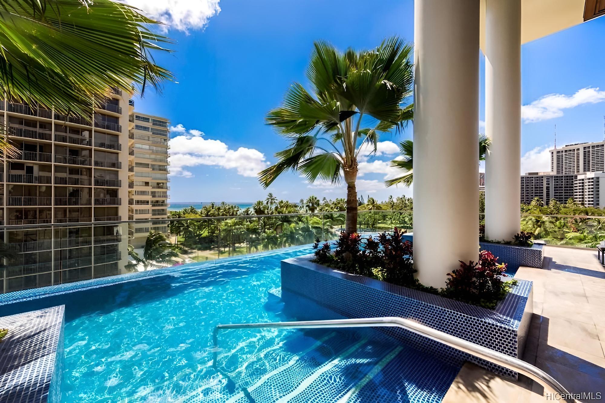 Jet Luxury @ The Trump Waikiki