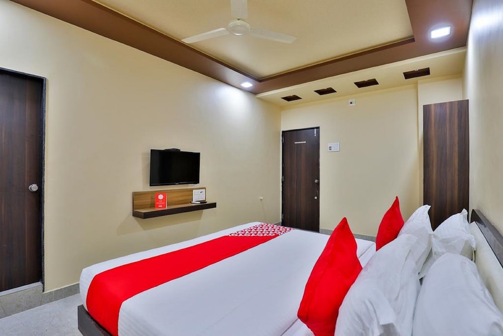 Hotel Daksh view 3