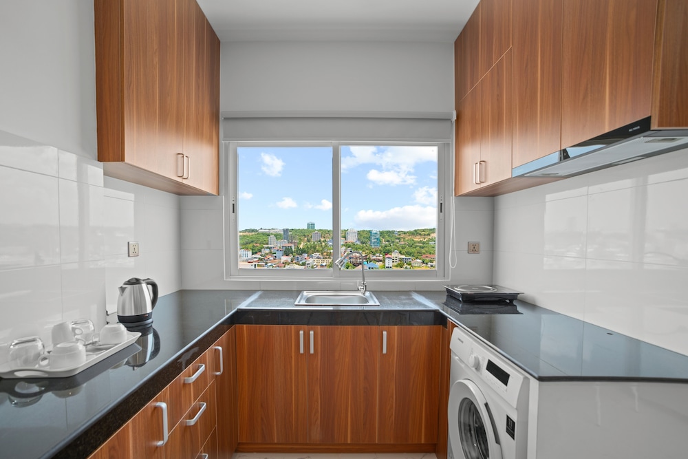 MLZ APARTMENTS view 4