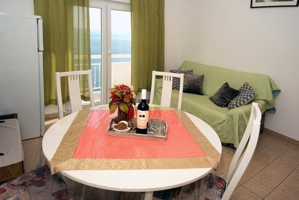 Nina - sea View Family Apartments - A5 view 3