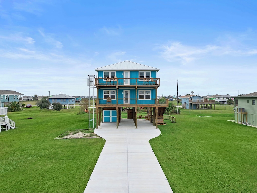 Coral Mountain by Ryson Vacation Rentals