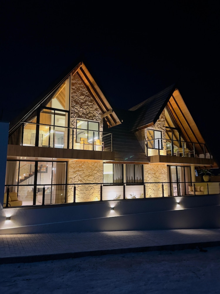 Villa Real Chalés