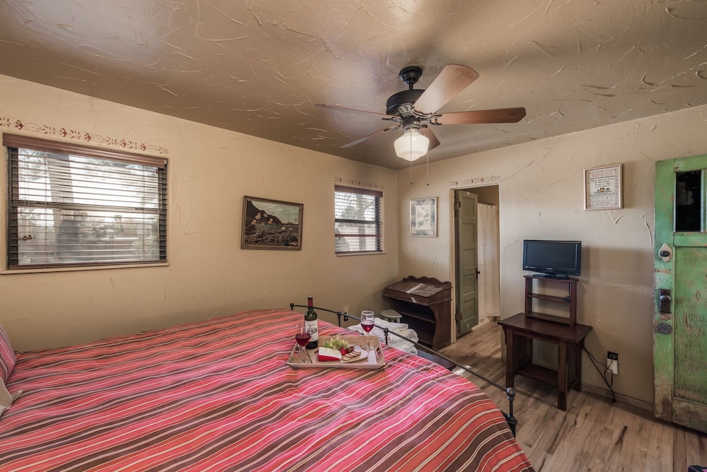 Fox Hollow by Ruidoso Vacation Rentals view 3