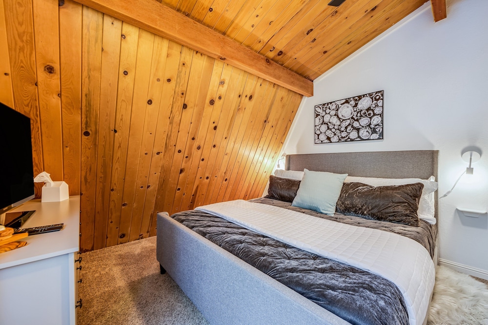 Cub Cabin #471