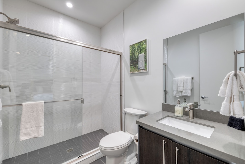 The Polo Villas by AvantStay – Modern Oasis Near Empire Polo Club