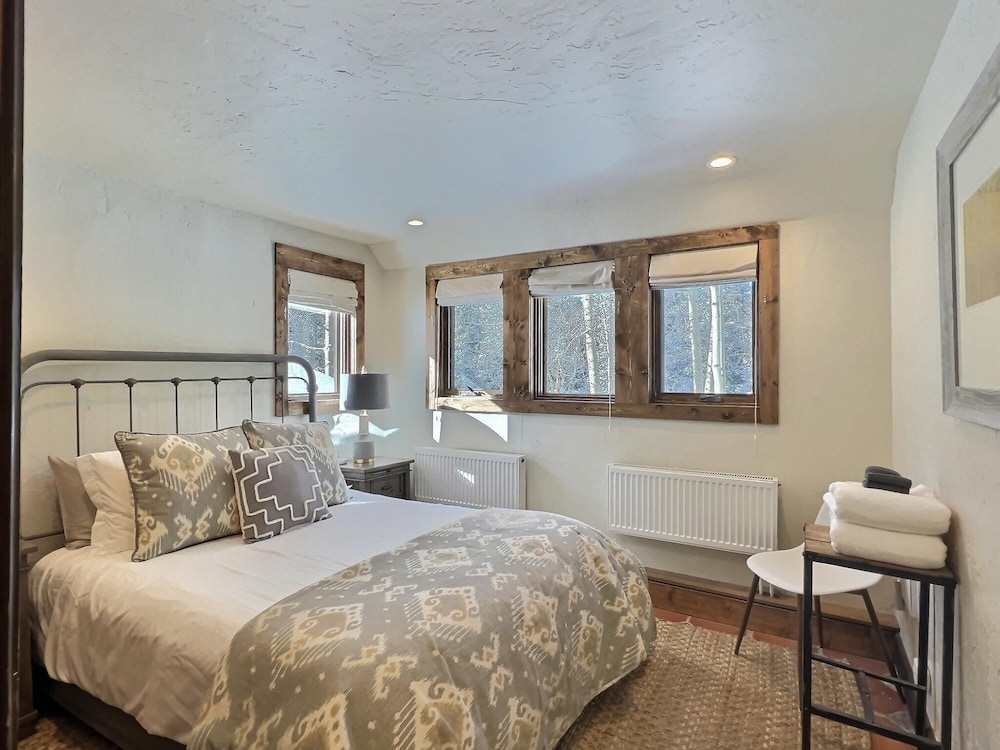 Creekside Chateau Private Waterfall Creek Breck Private Nature Setting Spa view 2
