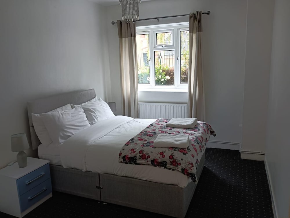 The Lambeth Apartment