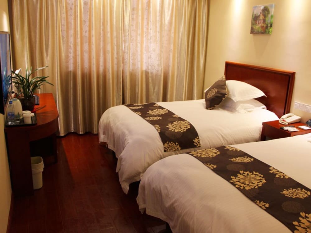 GreenTree Inn JXuZhou East Third Ring Road XCMG Heavy Machinery Hotel