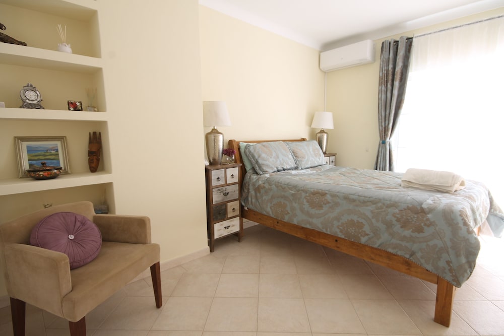 Sunset Villa view 4