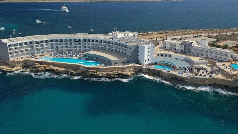 Mellieha Vacations - Paradise Bay Resort - Property Image 1
