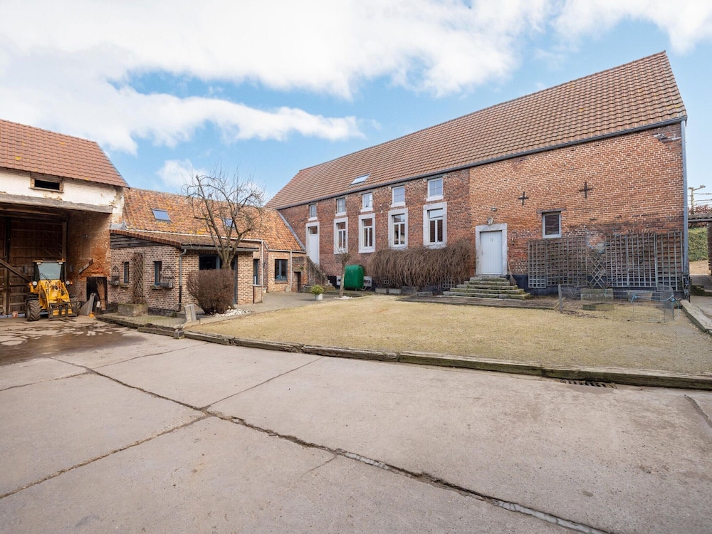 Riding School Farm Stay