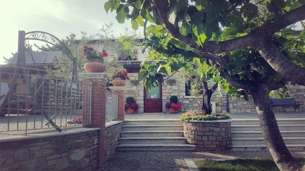 Photo 22