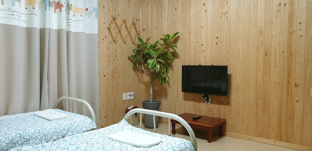 Chowoo Guesthouse