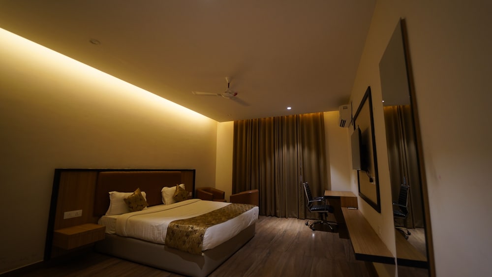 Solitaire Resort