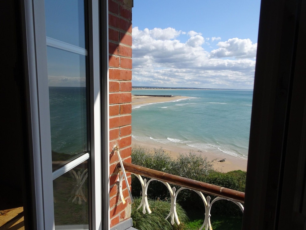 Villa in Normandy With Beach Access