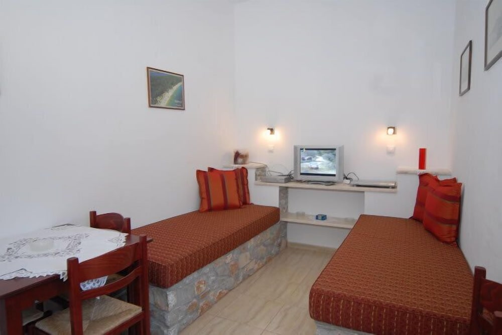 Skiathos Island Suites