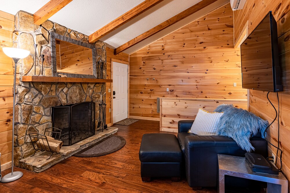 stayNantahala - Smoky Mountain Cabins