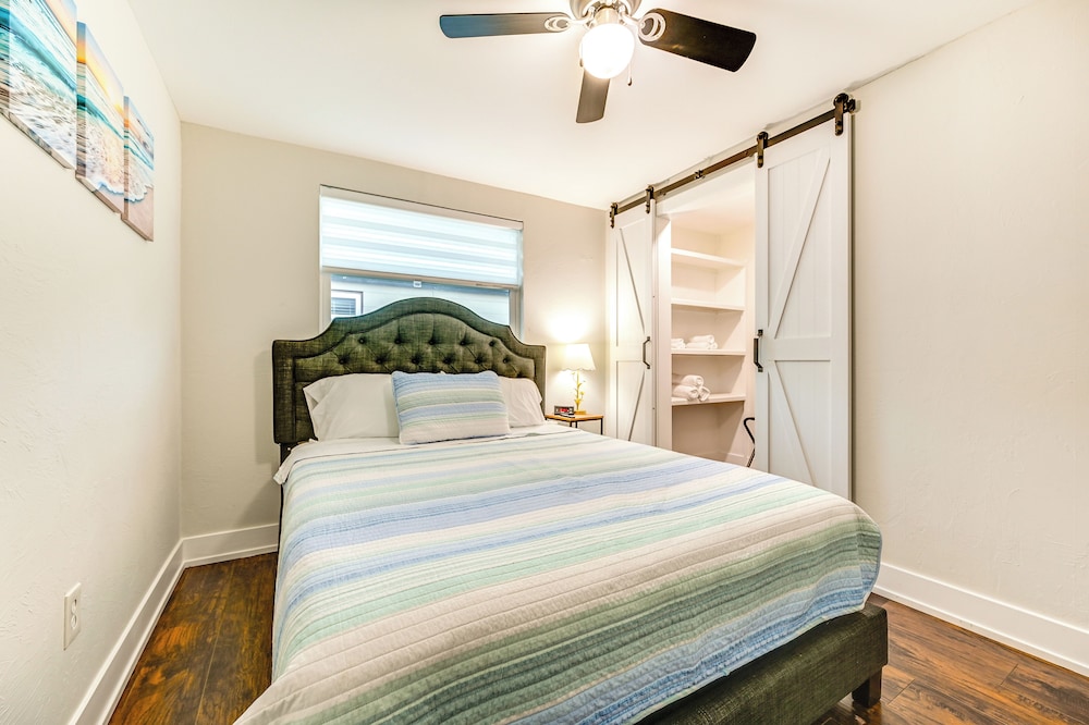 Holiday Oasis w/ Heated Pool: Near Gulf Beaches!