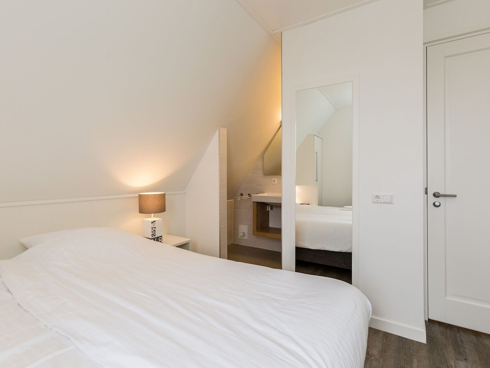 Villa in Friesland With Sauna and Whirlpool