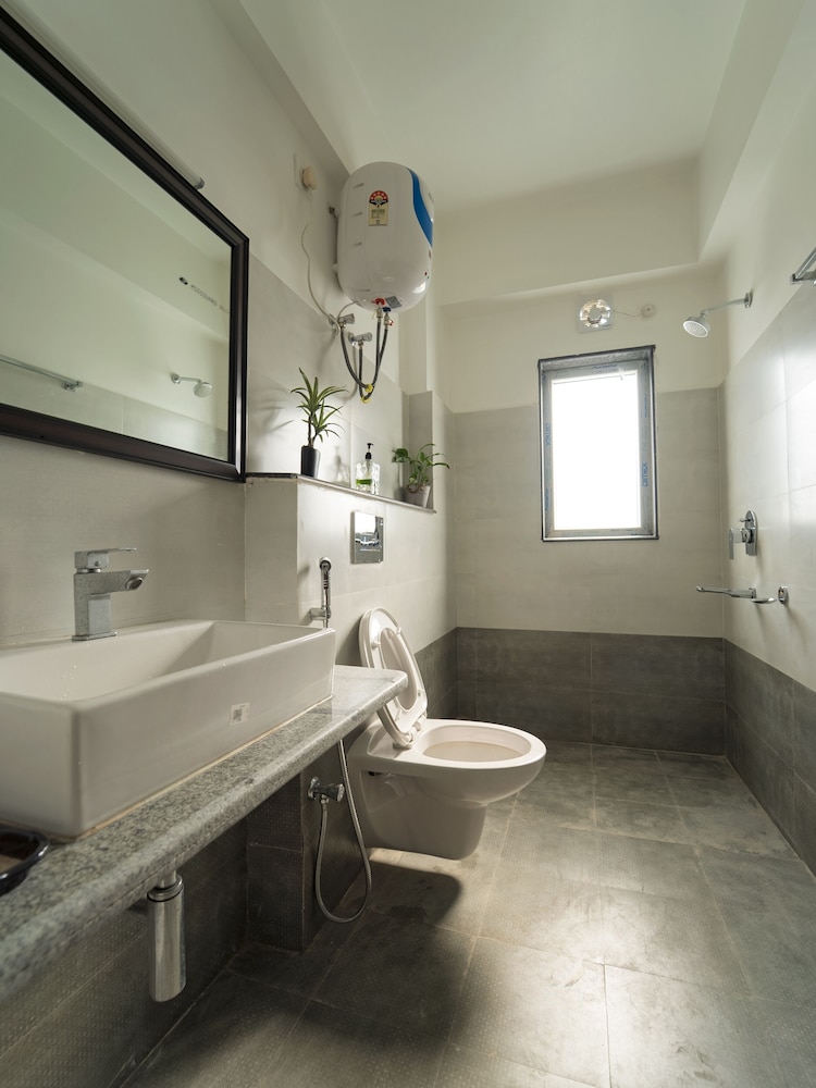Happy Villa Guest House