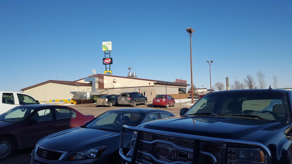 Earth Inn Motel