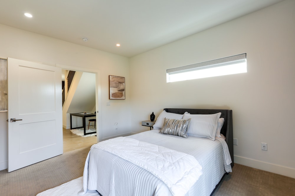 Reno Vacations - Midtown Reno Vacation Rental < 2 Mi to Downtown! - Property Image 22